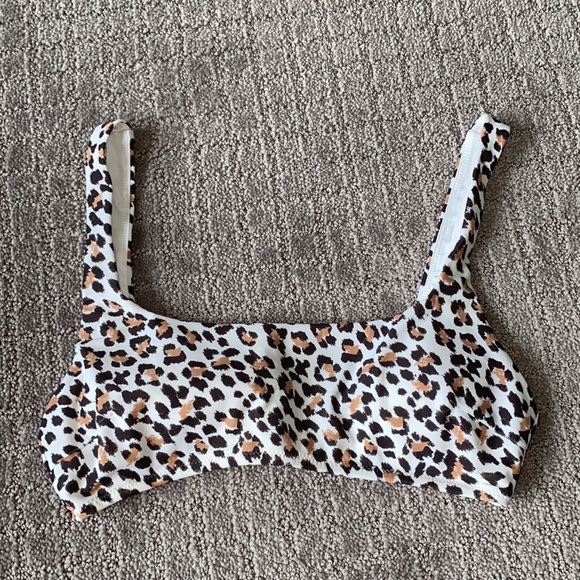 Cheetah print bathing suit - Picture 2 of 6